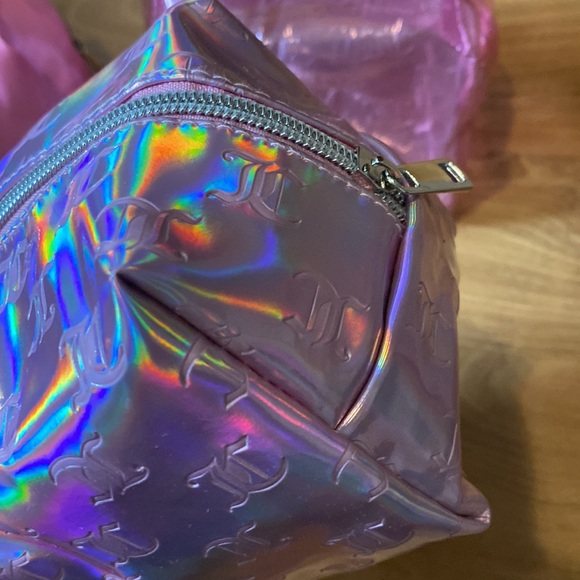 Juicy Couture Makeup Bag Set - Picture 2 of 5